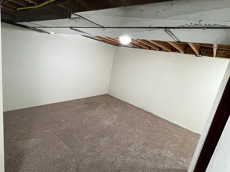 1400 S 52nd St #2 — Photo 16