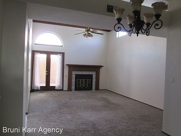 4th image of 4909 Casa Del Oso NE