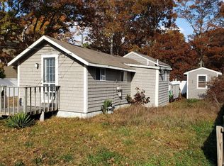 15 Childs Rd, Mashpee, MA 02649