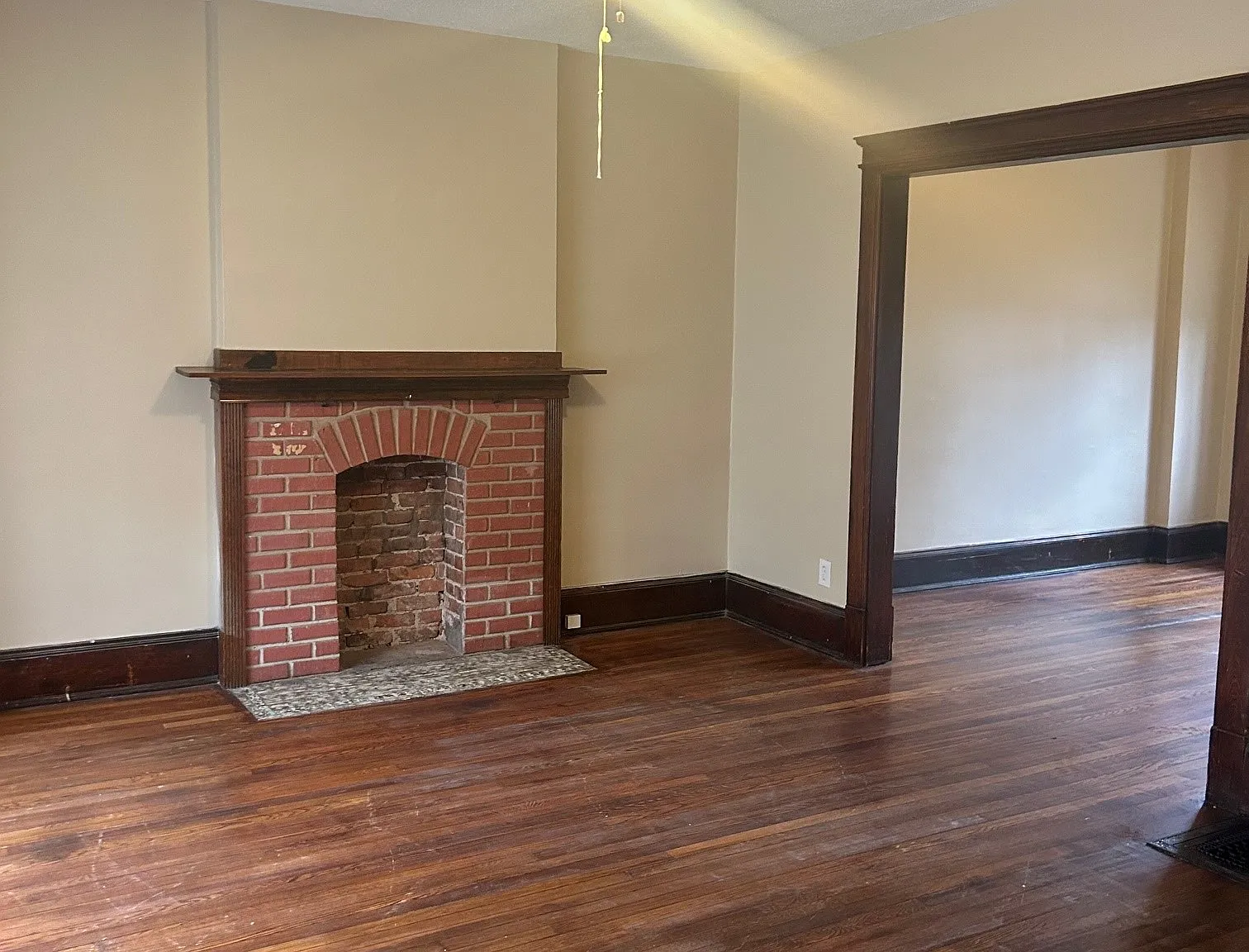 3 bed, 1500 sqft, $1,600 — Photo 1