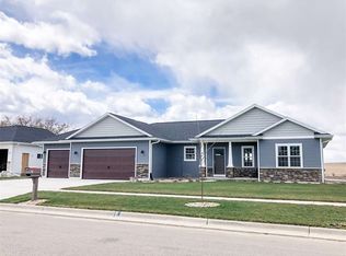 45 S Windmill Rdg, Evansville, WI 53536