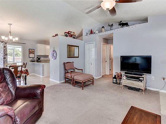 3rd image of 805 Chestnut Ave