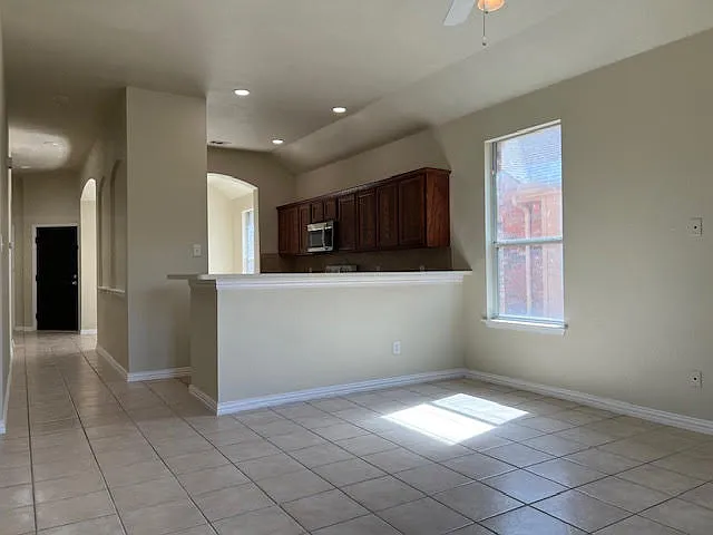 2012 Hopkins Dr — Photo 18