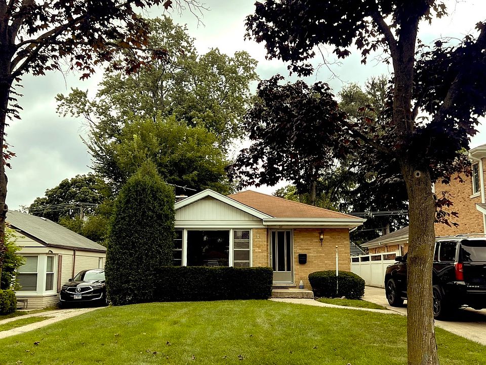 2nd image of 217 Lincoln St
