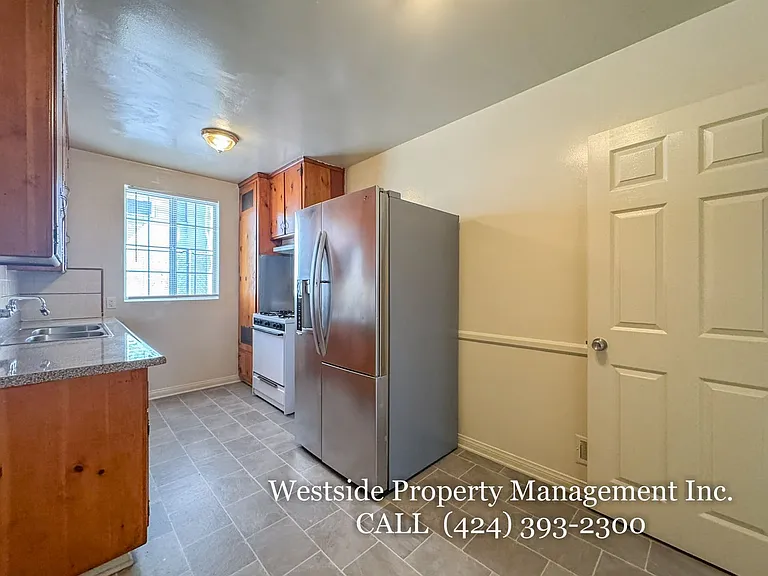 244 S Doheny Dr #244A — Photo 8