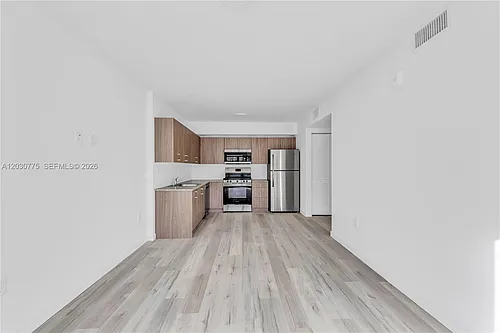 175 NW 160th St #112 Photo 1