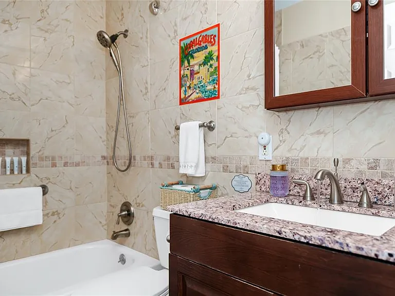 363 Harbor Dr — Photo 26