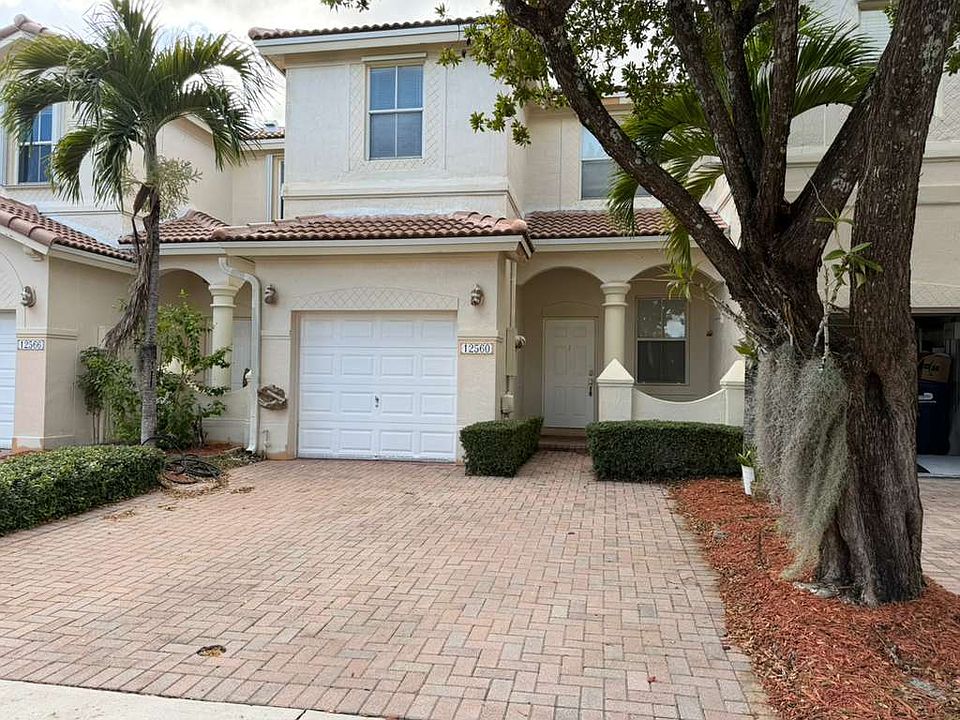 Drive way for 2 cars