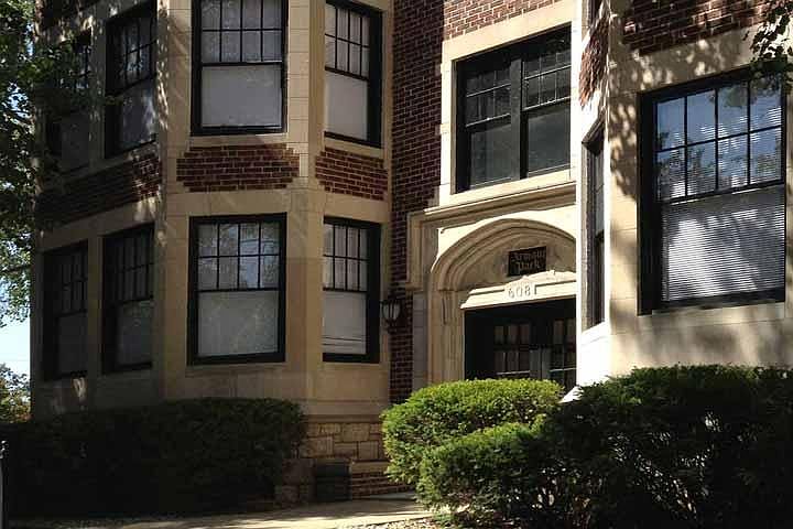 1st image of 608 E Armour Blvd #102