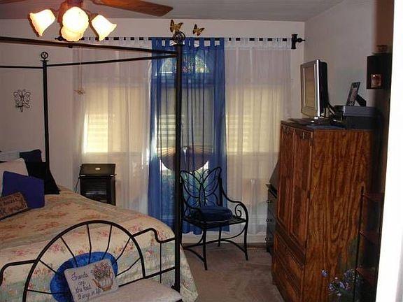 Master Bedroom, C Fan