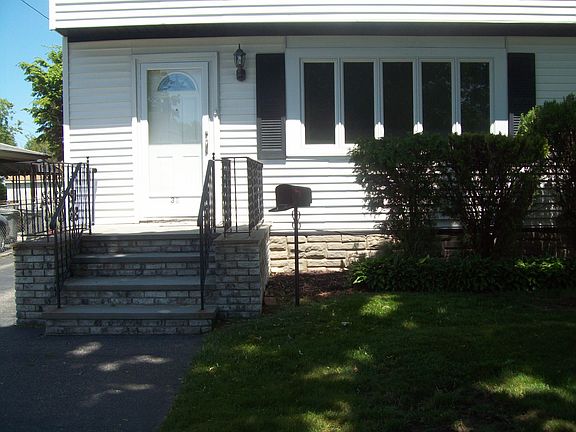 2nd image of 31 Georgia St