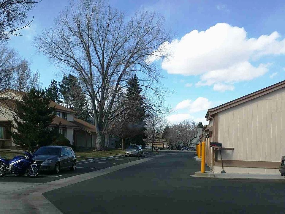 2nd image of 7842 W 90th Ave