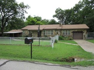 909 N Christine Dr, Midwest City, OK 73130