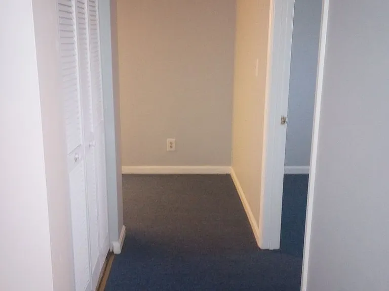 1524 W Market St — Photo 4