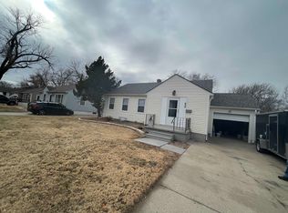 839 N Pinecrest St, Wichita, KS 67208