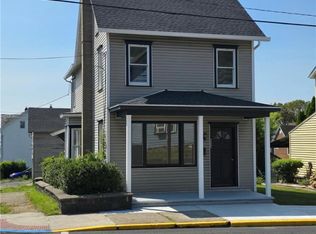 202 W Pennsylvania Ave, Pen Argyl, PA 18072