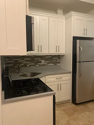 Rented by Compass | media 10