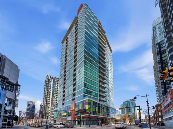 135 SE 13th Ave SW #1411, Calgary, AB T2R 0W8