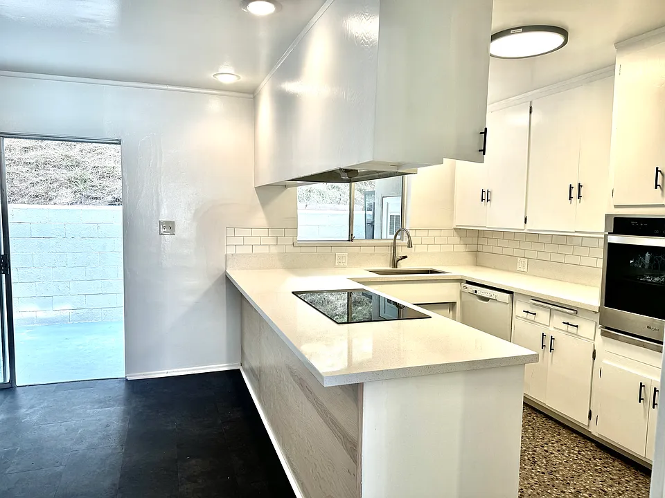 kitchen bar