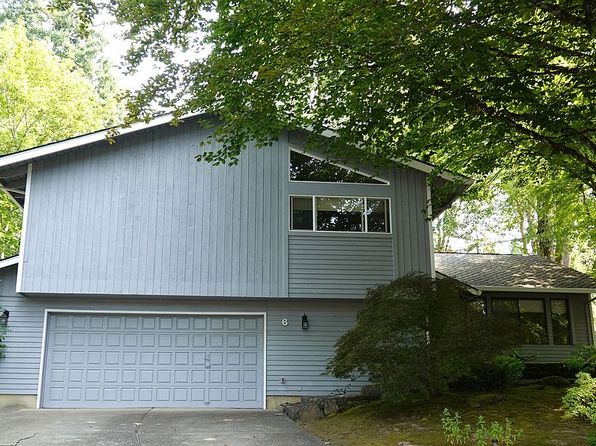 6 Westminster Dr