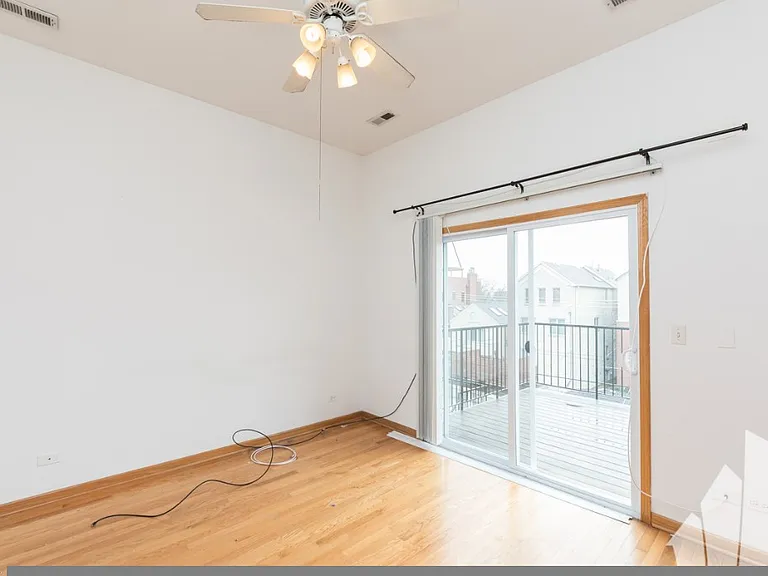 2714 N Wayne Ave #2 — Photo 8