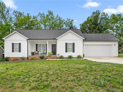 101 Hazy Ln, Thomasville, NC, 27360