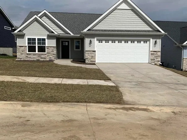 6309 Deere Creek Ln, Davenport, IA 52807