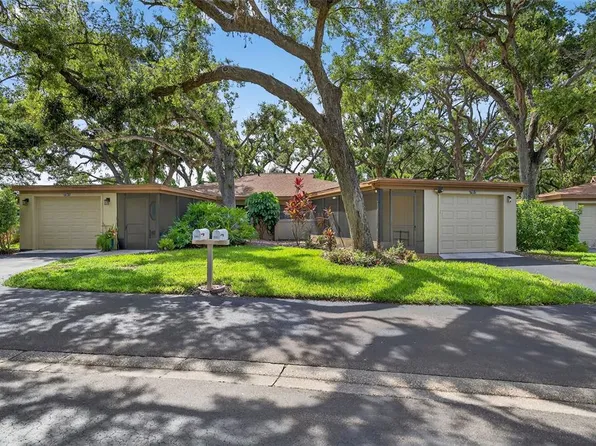 7051 Bright Creek Dr #6, Sarasota, FL 34231