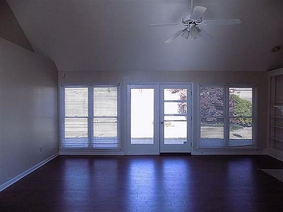 3rd image of 9334 Chimneyrock Blvd