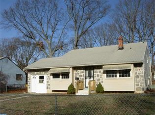 2315 N Cuthbert Dr, Lindenwold, NJ 08021