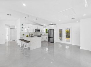 5324 Greenwood Dr, Delray Beach, FL 33484