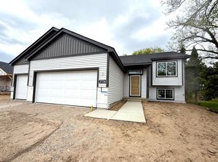 37726 Greenway Ave, North Branch, MN 55056