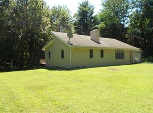 348 Mills Cross Rd, Staatsburg, NY 12580