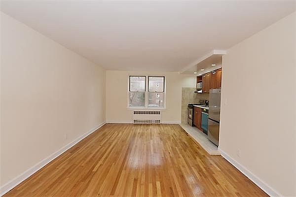 1st image of 10534 65th Ave APT 1c