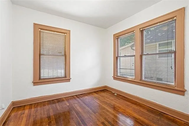 5345 Swope Pkwy — Photo 10