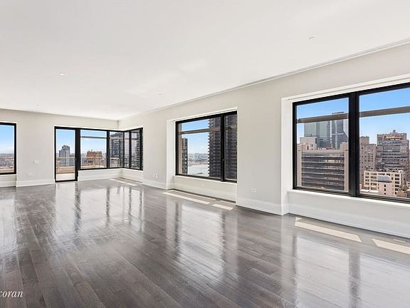 4th image of 305 E 51st St APT A