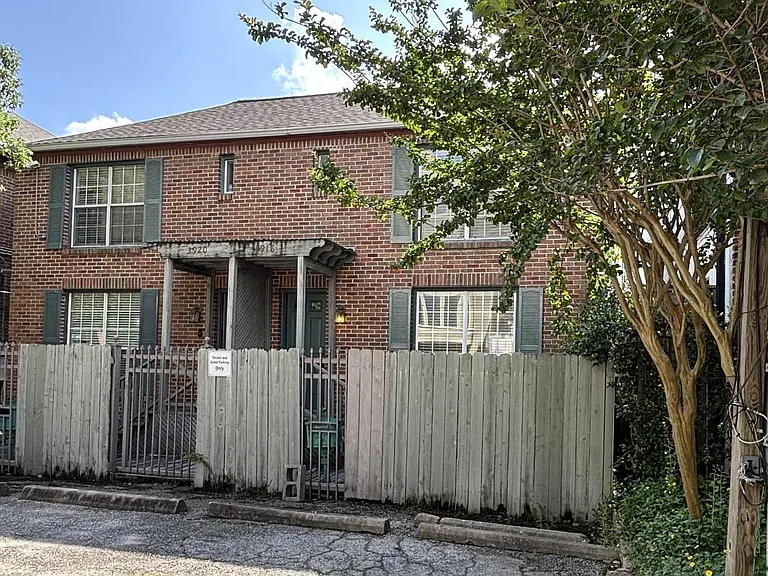 3918 Driscoll St — Photo 2