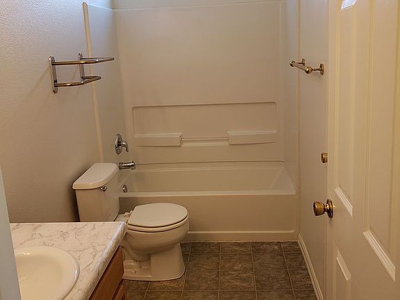 4th image of 1733 Christopher Ct