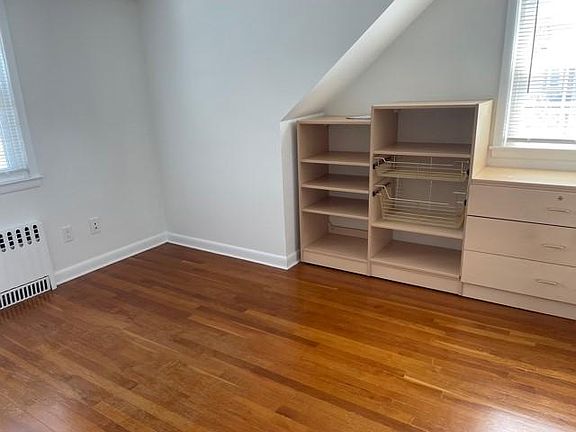 5th image of 125 Franklin Ave Floor 2