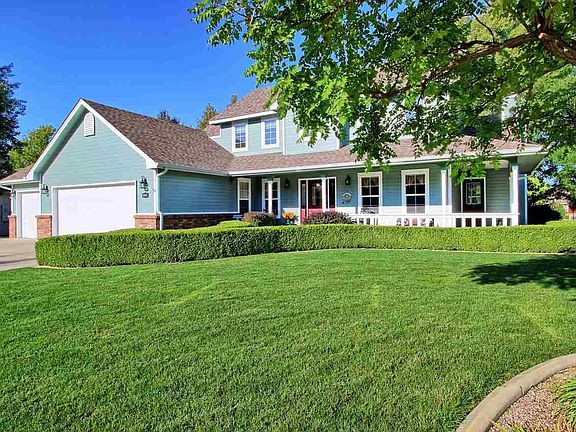 2nd image of 657 E Pagosa Dr