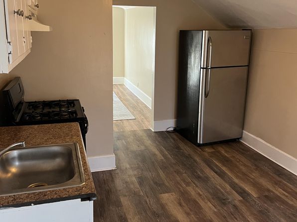 1579C S Cesar E Chavez Dr