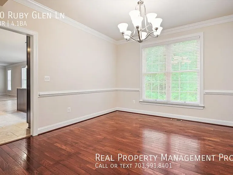 70 Ruby Glen Ln — Photo 17