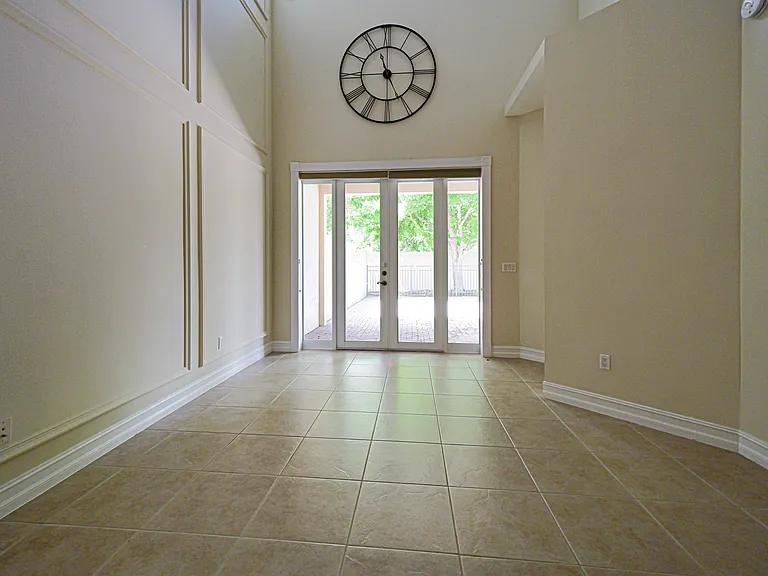 1965 Bridgepointe Cir #84 — Photo 21