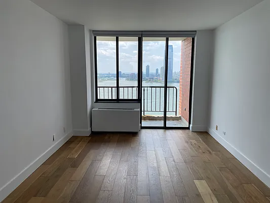 Rented by Battery Park Realty | media 21