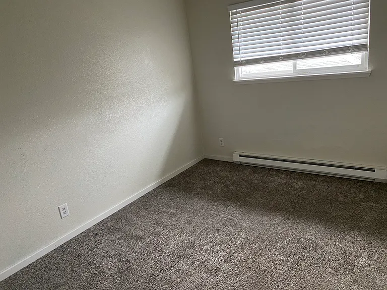 172 Salem Heights Ave S #4 — Photo 6
