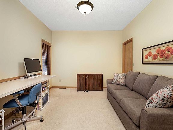 5th image of 5957 Crow Valley Park Dr