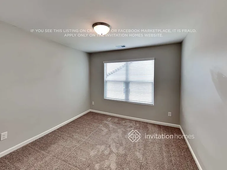 229 N Fortune Way — Photo 15