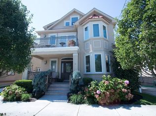 6 S Jasper Ave, Margate, NJ 08402