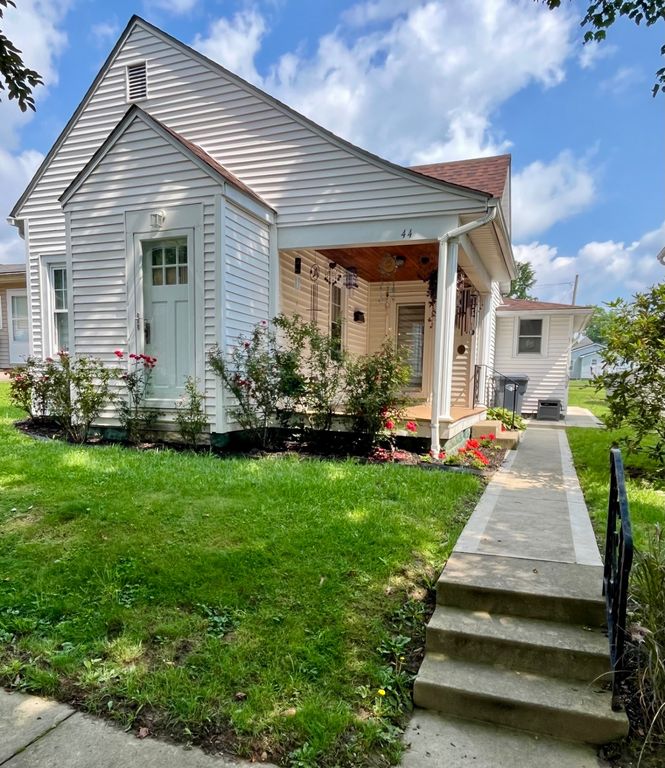 Real estate listing image