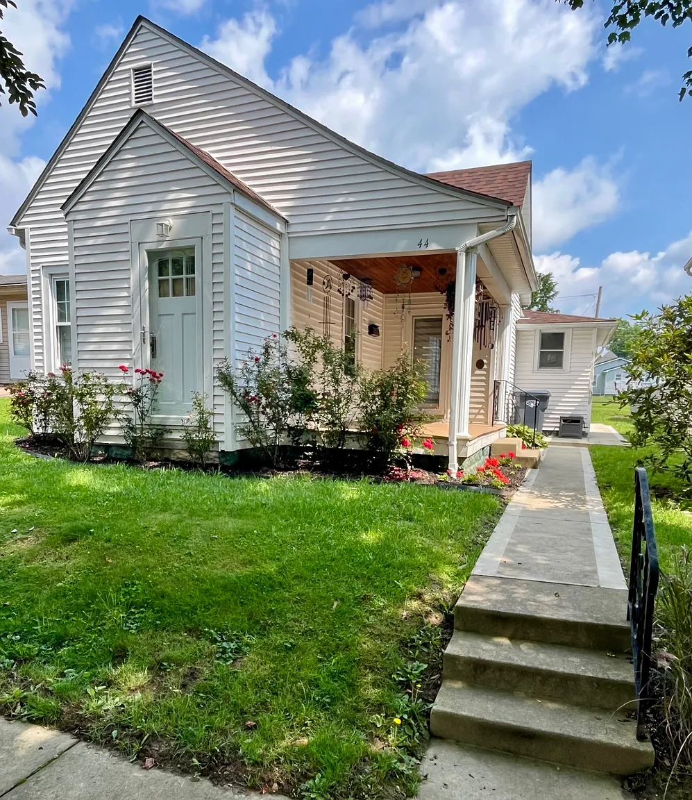 44 E Vine St photo 1
